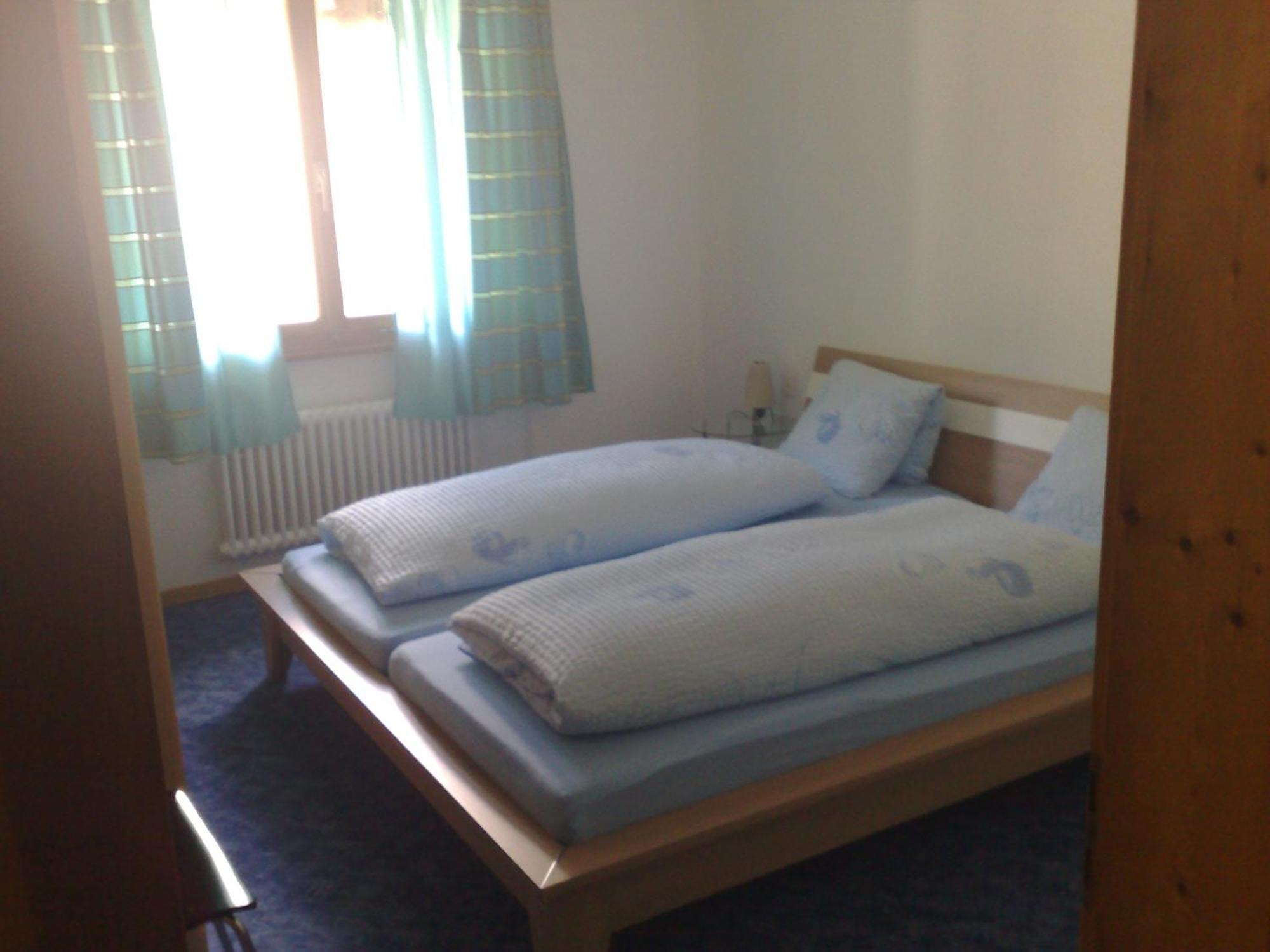 سكول B&B Hotel & Appartements Chasa Valaer المظهر الخارجي الصورة