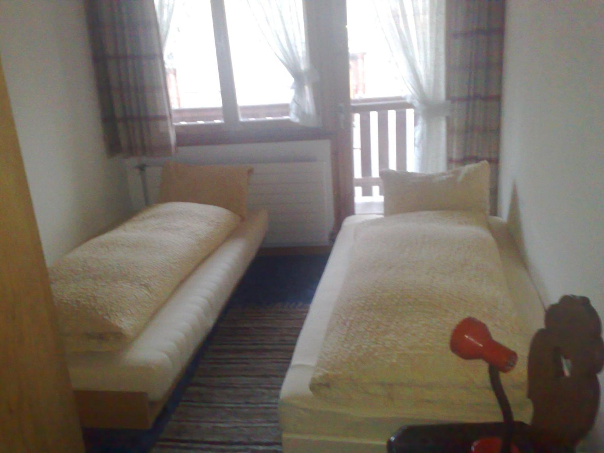 سكول B&B Hotel & Appartements Chasa Valaer المظهر الخارجي الصورة