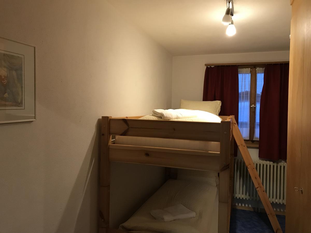 سكول B&B Hotel & Appartements Chasa Valaer المظهر الخارجي الصورة