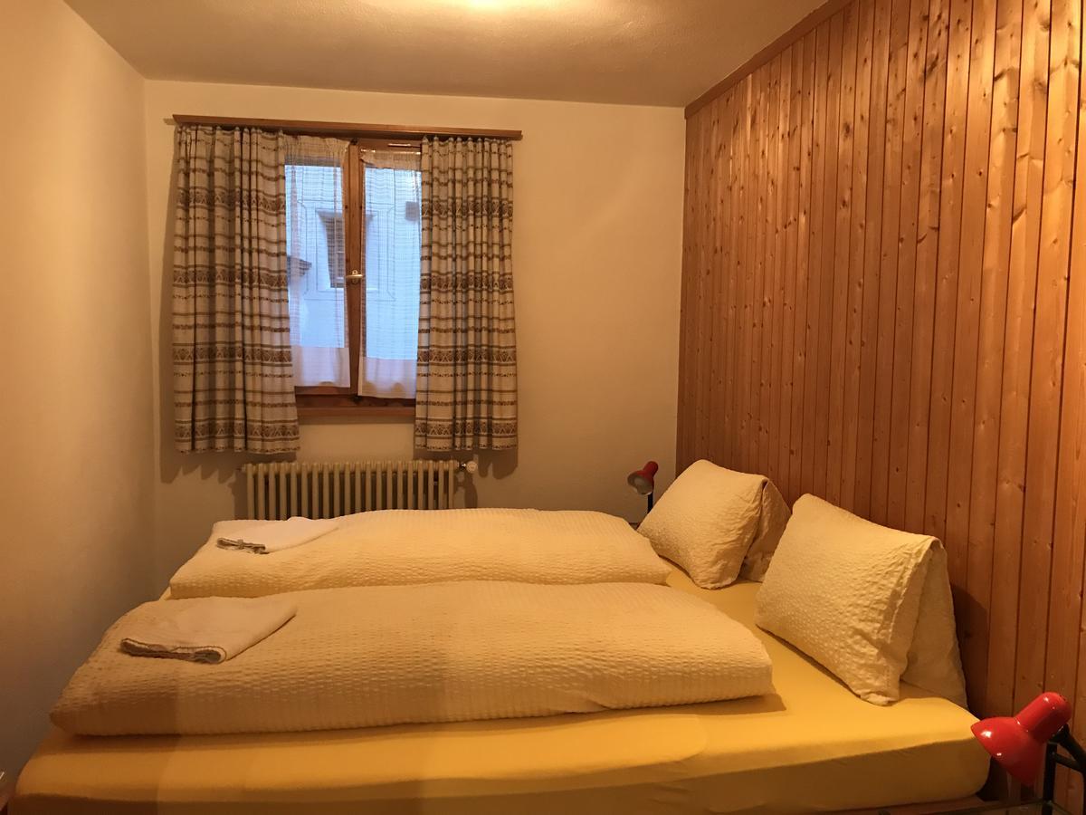 سكول B&B Hotel & Appartements Chasa Valaer المظهر الخارجي الصورة