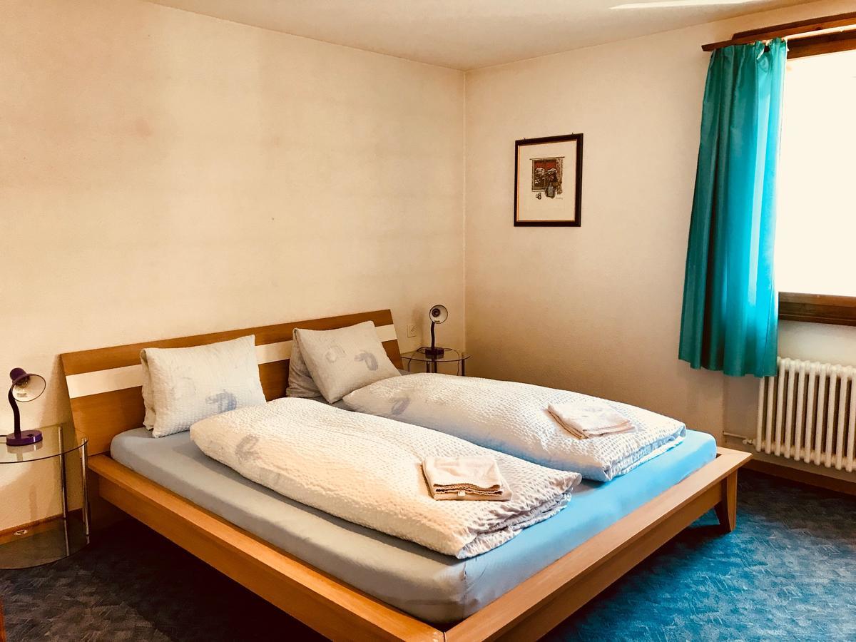 سكول B&B Hotel & Appartements Chasa Valaer المظهر الخارجي الصورة
